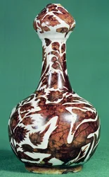 Láhev Lustreware, keramika z konce 17. století